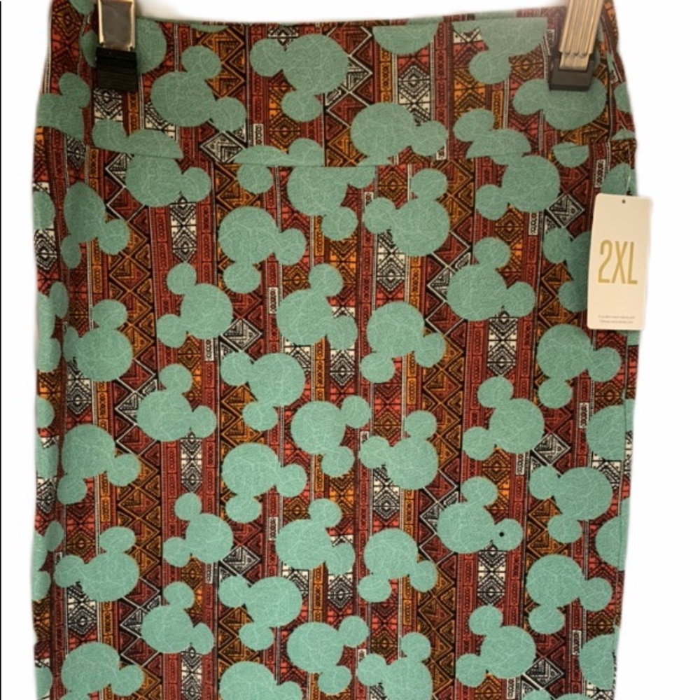 Lularoe Disney skirt 2X Cassie Green & Aztec